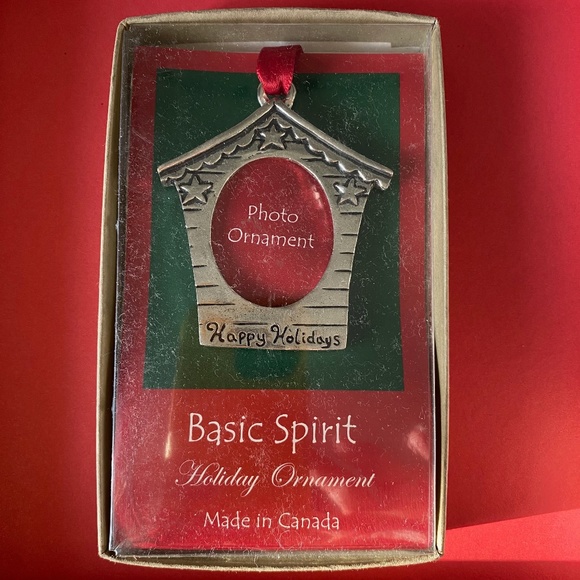Basic Spirit Pewter Doghouse Photo Ornament - Picture 2 of 13